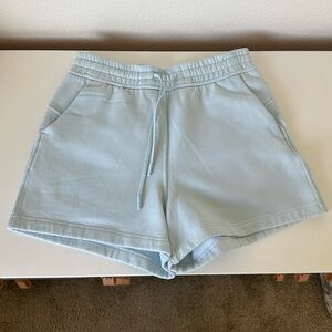 lululemon - lounge shorts - baby blue - 6